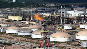 Alumini teve suspenso o contrato com a Petrobrás para construção da Refinaria Abreu e Lima, em Pernambuco. Foto: Wilton Junior/Estadão