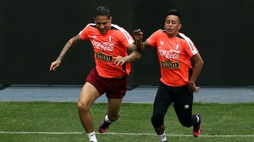 Guerrero e Cueva são os maiores destaques da seleção peruana na atualidade. Foto: Mariana Bazo/Reuters