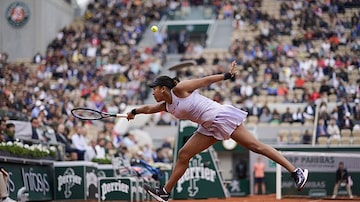 Naomi Osaka está na terceira fase de Roland Garros. Foto: Kenzo Tribouillard/AFP