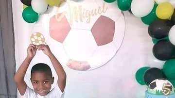 Miguel Otávio Santana da Silva, de 5 anos, morreu após cair após cair de uma altura de aproximadamente 35 metros. Foto: Reprodução/Facebook
