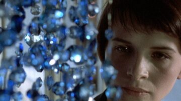 Juliette Binoche em cena de 'A Liberdade é Azul', de Krzysztof Kie?lowski. Foto: Versátil Home Video