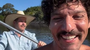 Nas redes sociais, Guito compartilha momento no barco com Murilo Benício e brincam: 'Sobrou Tibério e Guito'. Foto: Instagram/@guitoshow