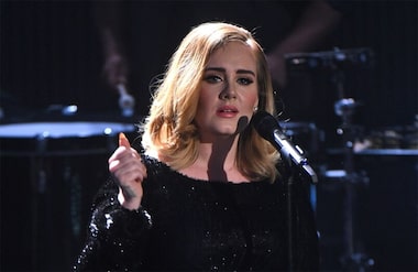 Adele promete fazer show no Brasil durante apresentação em