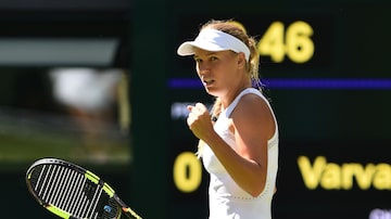 Caroline Wozniacki vence em Wimbledon. Foto: Glyn Kirk / AP