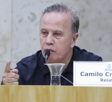 O vereador Camilo Cristofaro (PSB)