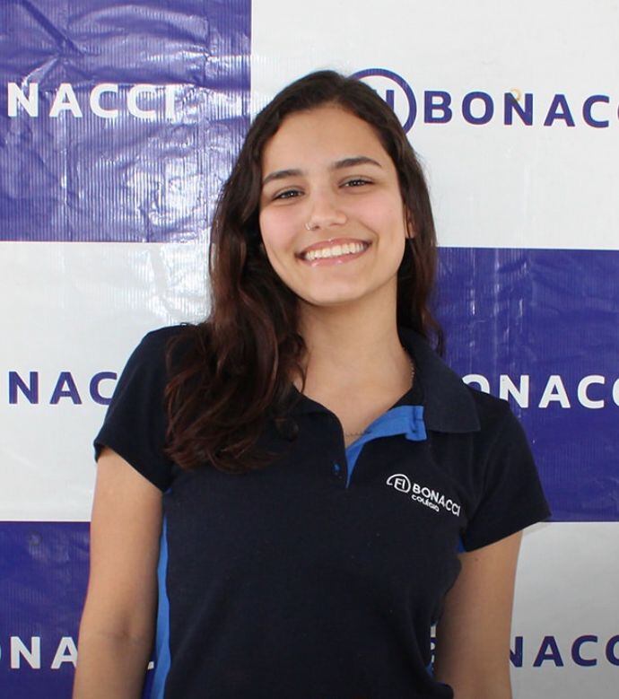 Iara Gomes Xavier, de 17 anos, vai participar do 1º Exame de Qualificação da Universidade do Estado do Rio (Uerj) para o curso de Medicina.
