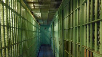 Com capacidade para 40 detentos, a unidade dispunha de 63 presos. Foto: TryJimmy/Pixabay