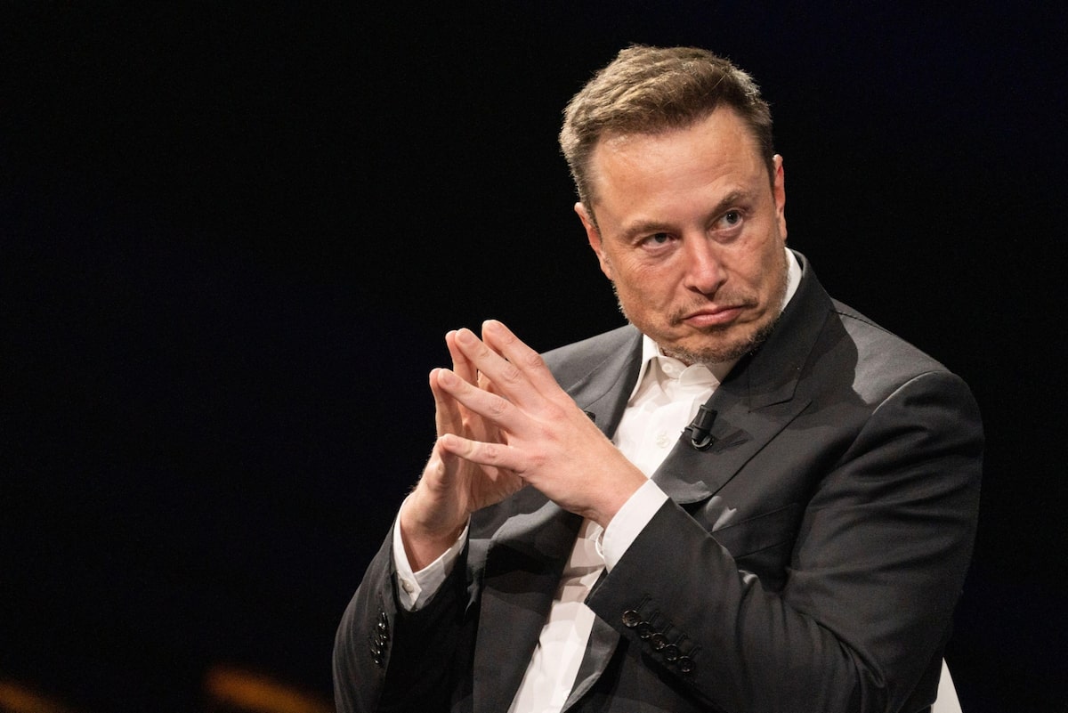 Elon Musk critica decisões que impõem restrições a perfis em rede social