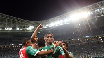 Rafael Marques comemora durante final da Copa do Brasil de 2015, contra o Santos, no Allianz. Foto: JF DIORIO /ESTADÃO