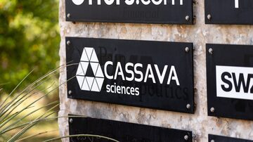 A Cassava Sciences, com sede em Austin, Texas (EUA) anunciou em 2021 que seu medicamento, Simufilam, melhorou a cognição em pacientes de Alzheimer em um pequeno ensaio clínico. Foto: Ilana Panich-Linsman/The New York Times