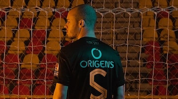 Magnus Futsal tem camisa com inscrição em braile e destaca importância na formação de cães-guia. Foto: Divulgação/Magnus Futsal