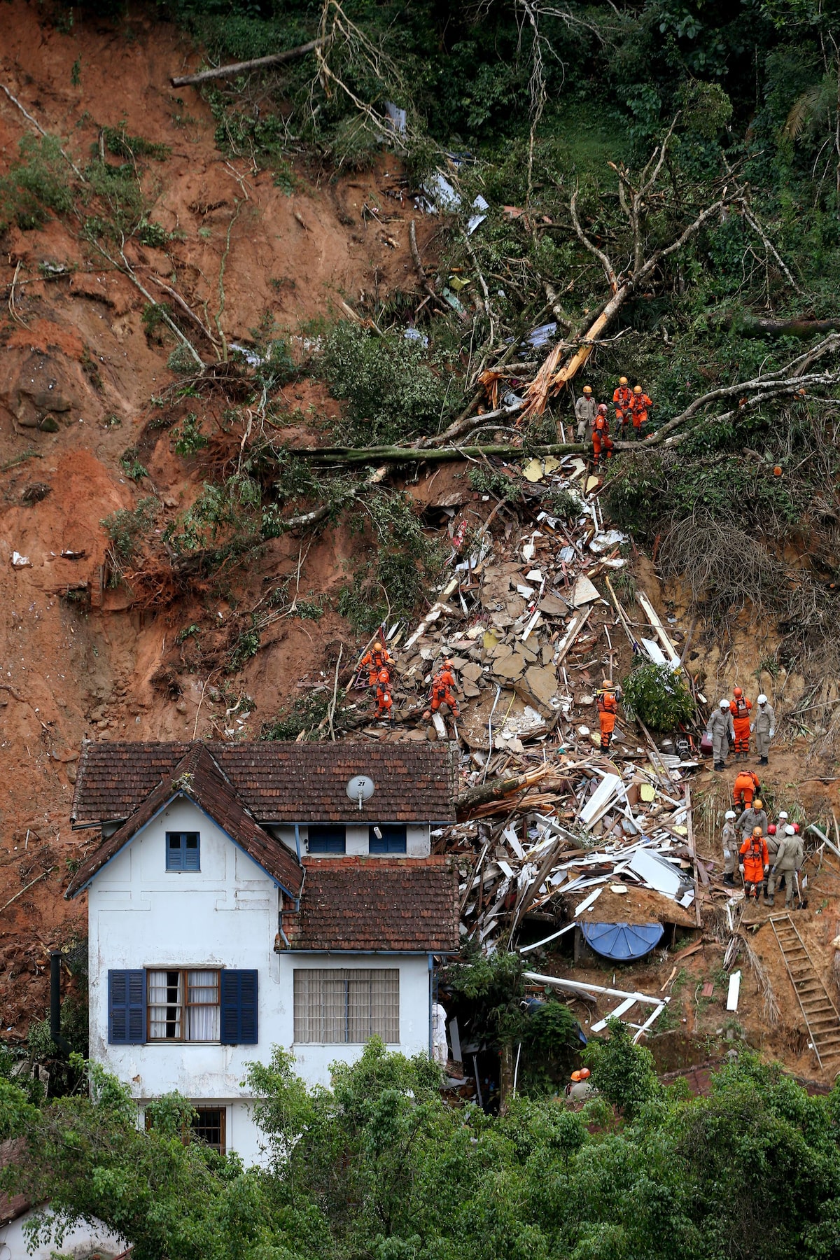 Deslizamentos atingiram Petrópolis em 2022