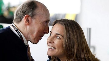 Frank Williams com a filha Claire: família está de despedida da Fórmula 1. Foto: Divulgação/Williams