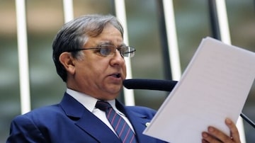 
O senador Izalci Lucas (PSDB-DF). Divulgação
