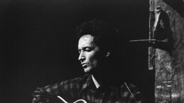 Woody Guthrie por volta de 1945. Foto: REUTERS/Woody Guthrie Archives/Handout