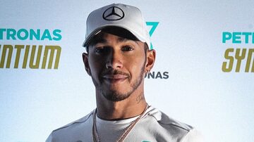 Hamilton esteve no Brasil em novembro de 2017, em eventopromovido pela Petronas. Foto: Werther Santana/Estadão