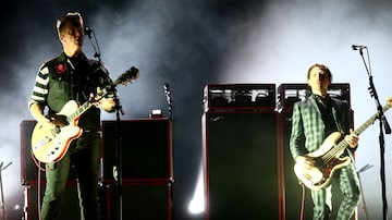 A banda de Josh Homme faz a turnê junto com o Foo Fighters, em todas as datas e apresentações. Em 2017, a banda lançou o disco 'Villains'. Foto:  Foto: WILTON JUNIOR/ESTADAO