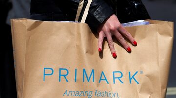 A Primark foi fundada na Irlanda e tem lojas em 14 países. Foto: REUTERS/Suzanne Plunkett/File Photo