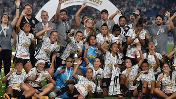 Corinthians conquistou o tricampeonato da Libertadores Feminina ao bater o Independiente Santa Fe por 2 a 0, no Uruguai. Foto: EITAN ABRAMOVICH / AFP