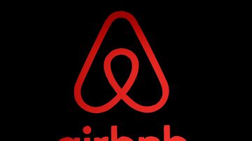 O Airbnb deve fazer uma oferta inicial de ações (IPO, na sigla em inglês)em 2019. Foto: REUTERS/Issei Kato