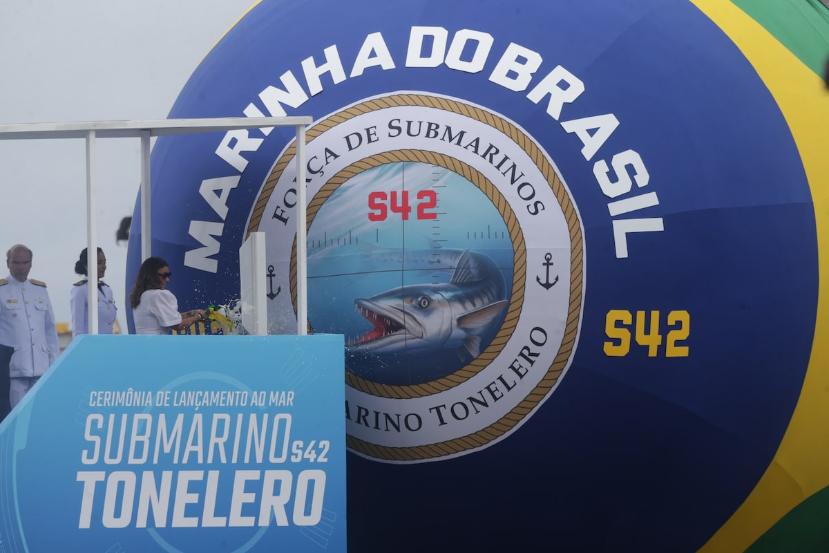 No lançamento do Tonelero, Janja foi a madrinha do submarino, durante o evento no complexo Naval de Itaguai, no Rio