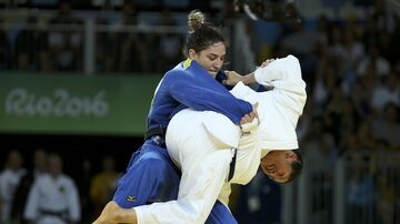 Mayra Aguiar repete Londres e é bronze no Rio ao bater cubana. Foto: Toru Hanai| Reuters
