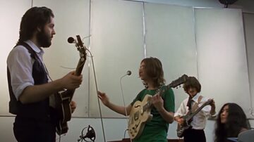 Paul McCartney, John Lennon, George Harrison e Yoko Ono nas gravações de Let it Be. Foto: Reprodução