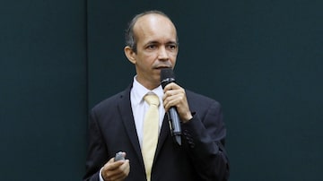Ricardo Souza, o Ricardinho, renunciou ao cargo de presidente da CBHb. Foto: Luis Macedo/Câmara dos Deputados