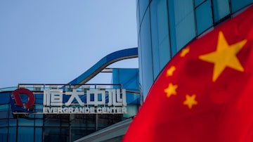 Prédio da Evergrande em Pequim: investidores estão cautelosos com futuro da incorporadora. Foto: Alex Plavevski/EFE - 22/09/2021