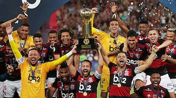 Flamengo comemora o título da Recopa Sul-Americana. Foto: Ricardo Moraes/Reuters