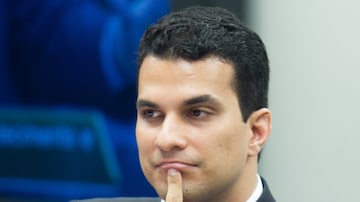 O senador Irajá Abreu (PSD-TO) protocolou o novo projeto de lei para aquisição de terras por investidores estrangeiros. Foto: Ed Ferreira/Estadão - 4/3/2015