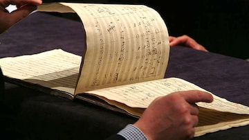 Livro 'Falando de Música', do pianista, regente e acadêmico Leandro Oliveira, dá dicas para ouvir música clássica. Foto: Reuters/HO/Sotheby's London