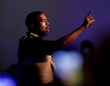 Kanye West encerra parceria com a Gap e anuncia que vai abrir suas
