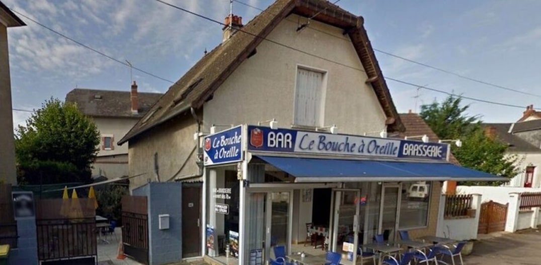 Le Bouche à Oreille, que recebeu erroneamente uma estrela Michelin. Foto: Google Street View|Reprodução