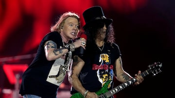 Axl Rose eSlash com o Guns N' Roses em show emAbu Dhabi. Foto: Christopher Pike/ Reuters