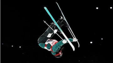 Sabrina Cass, do esqui estilo livre moguls, é a primeira a estrear nos Jogos Olímpicos de Inverno de Pequim-2022. Foto: Divulgação/Time Brasil
