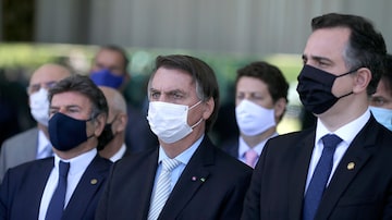 O presidente da República, Jair Bolsonaro, reunido com chefes de Poderes para tratar sobre a pandemia. Foto: Dida Sampaio/Estadão