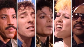 Lionel Richie, Bruce Springsteen, Michael Jackson, Cyndi Lauper e Stevie Wonder durante a gravação de 'We Are The World', em 1985. Foto: Reprodução de 'We Are The World' (1985) | DVD 'We Are the World: The Story Behind the Song' (2005)