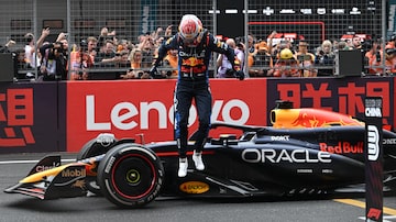 Max Verstappen venceu pela primeira vez o GP da China. Foto: HECTOR RETAMAL
