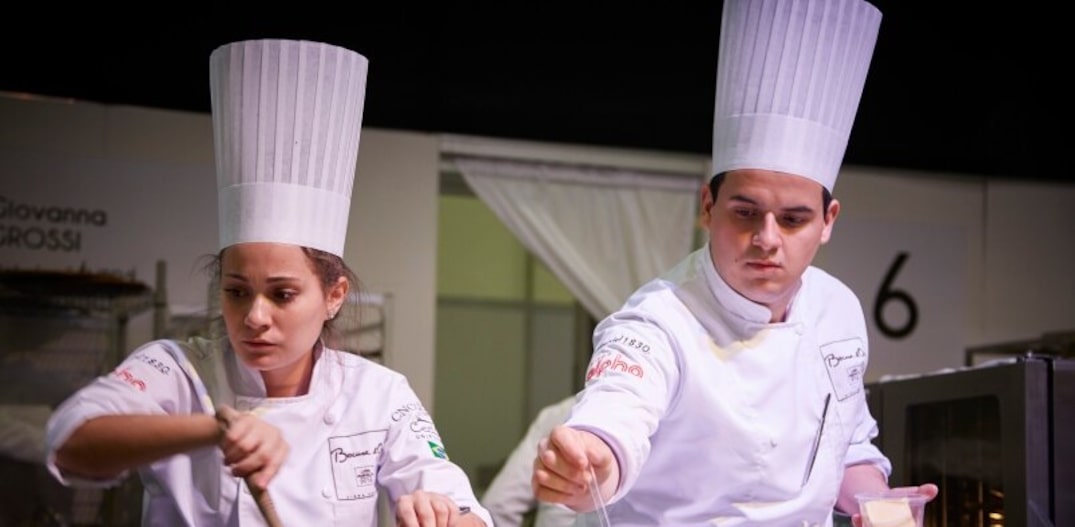 A Sirha abriga o Bocuse D'Or, competição considerada a copa do mundo da gastronomia. Na foto, a brasileira Giovanna Grossi. Foto: Bocuse D'Or