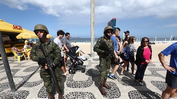 Em julho, homens das Forças Armadas patrulharam as ruas do Rio. Foto: WILTON JUNIOR/ESTADÃO