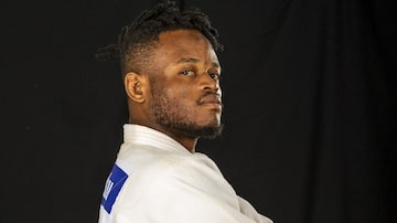 Vivendo no Brasil, judoca congolês Popole Misenga vai disputar a Olimpíada pela equipe de refugiados. Foto: Divulgação/IJF