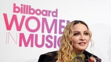 Madonna posa em premiação da Billboard em Nova York. Foto: REUTERS/Shannon Stapleton
