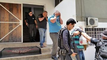 Três foram detidos quando polícia estourou o cativeiro. Foto: Ronaldo Faria/Estadão