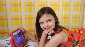 Catarina, de 6 anos, diz que dividir atividades e filmes por idade é coisa do passado: “Quem quiser assistir, assiste. Foto: Alex Silva/Estadão