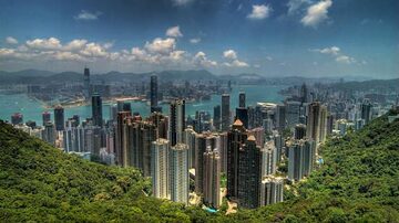 Vista de Hong Kong do Victoria Peak |. Foto: Dennis Tang, via Wikimedia Commons