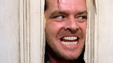 Jack Nicholsondá vida a Jack Torrence, o pai que entra em surto psicótico no filme 'O Iluminado'. Foto: Warner