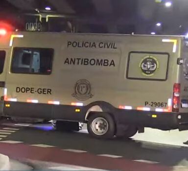Esquadrão Antibomba foi acionado para desarmar os explosivos