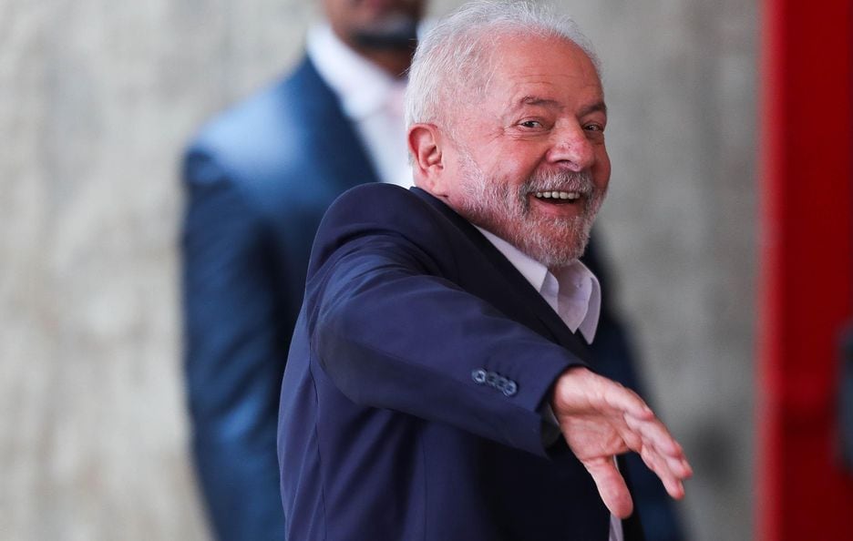 O presidente eleito Luiz Inácio Lula da Silva em Brasília; petista negocia PEC da Transição com Congresso