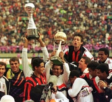 Em 12 de dezembro de 1993 a equipe de Telê Santana bateu o Milan por 3 a 2 em Tóquio, repetindo o feito do Santos de Pelé. O técnico desmistificou a fama de pé frio, levando o time à uma das maiores glórias de sua história